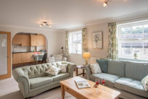 Modern 2-Bed Flat in Tavistock Centre